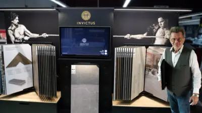 Hes_Vinylboden_mit_Personal_Ulm1