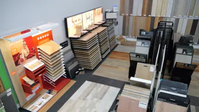 Hes_Designboden_große_Ausstellung_Ulm_2